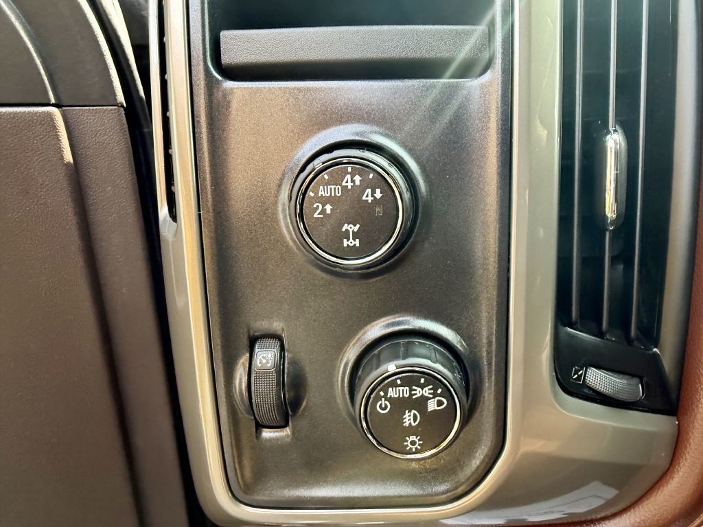 2016 Chevrolet Silverado 1500 Image 18