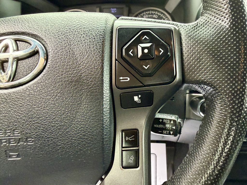 2020 Toyota Tacoma Image 20