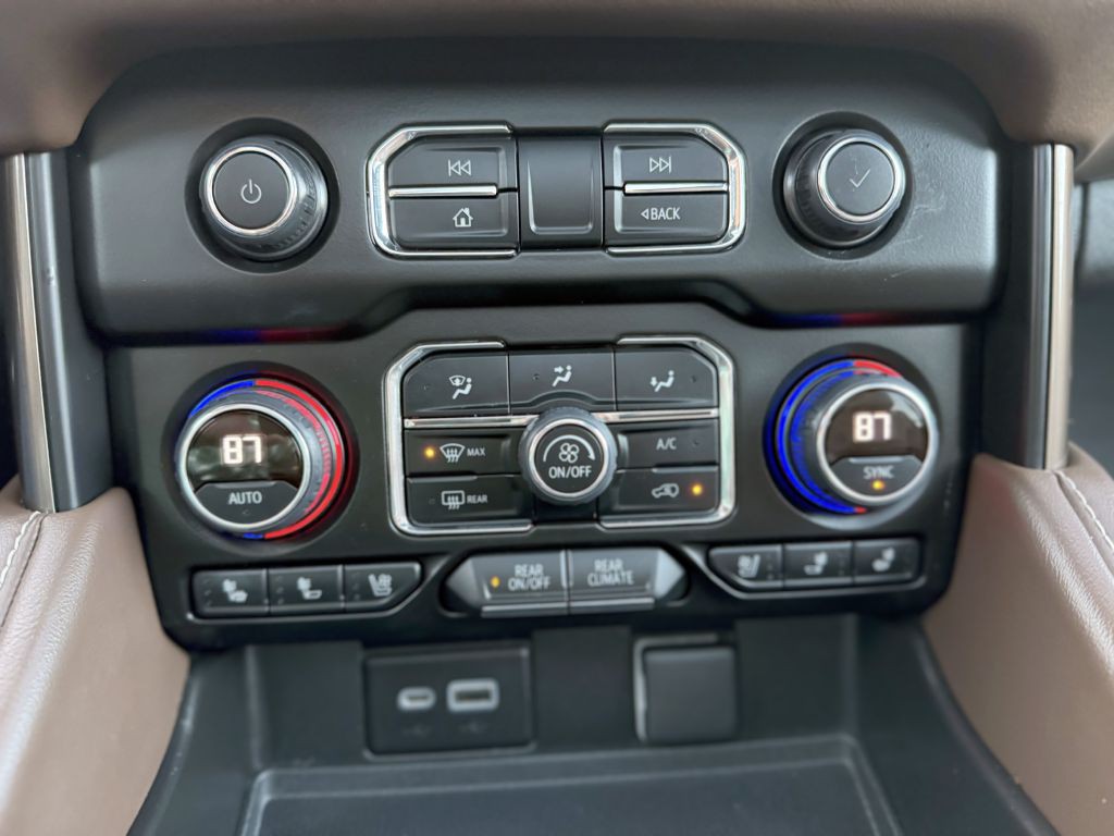 2022 Chevrolet Tahoe Image 20