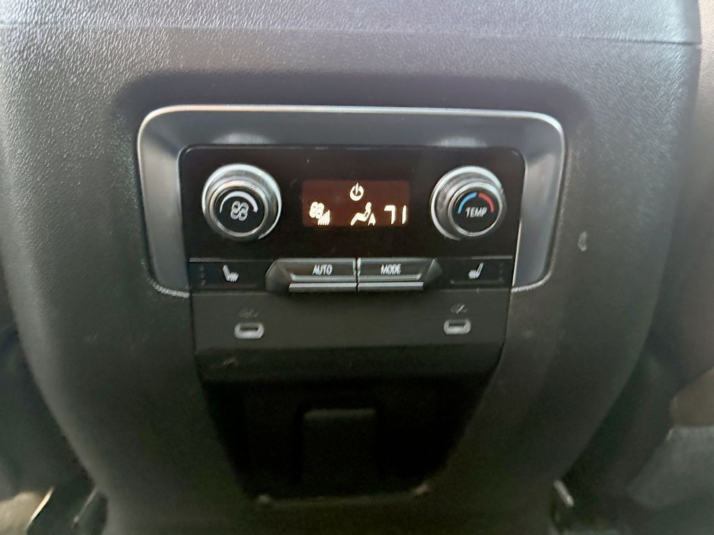 2022 Chevrolet Tahoe Image 22