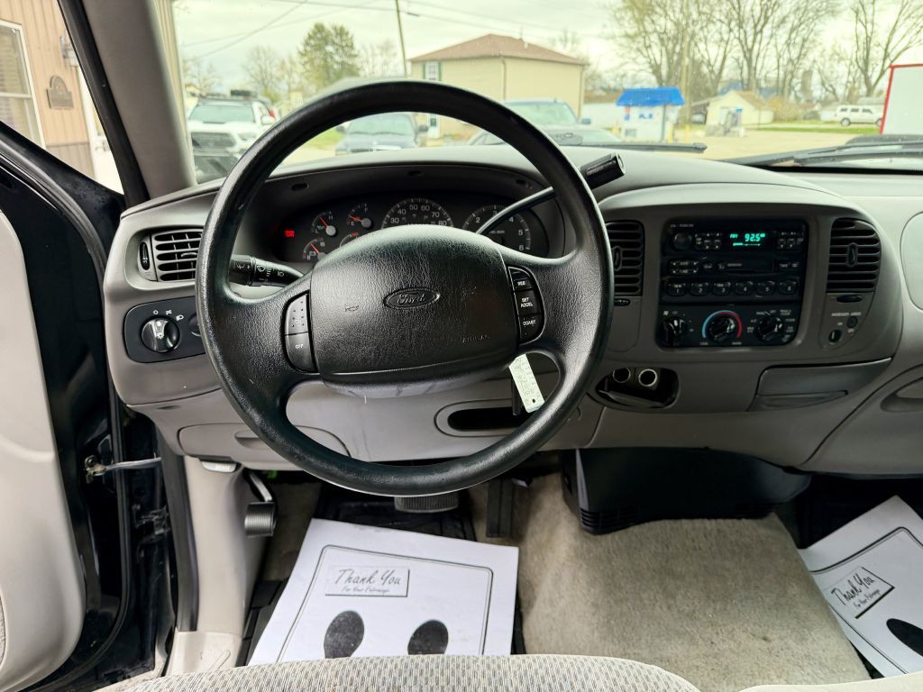 1997 Ford F-150 Image 9