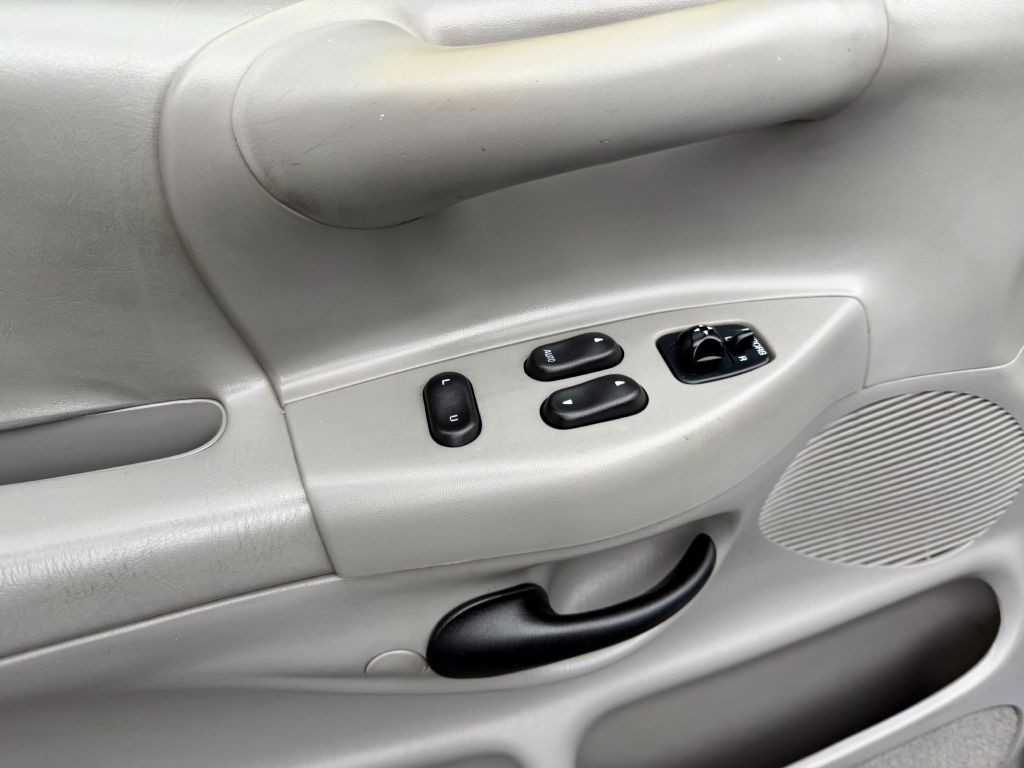 1997 Ford F-150 Image 16