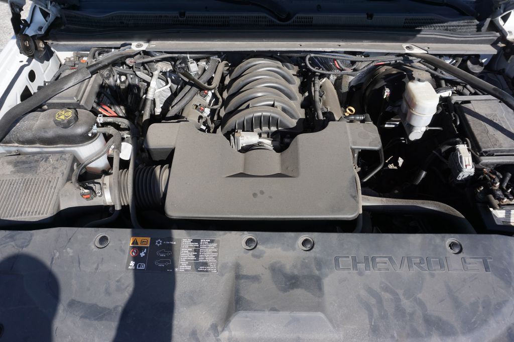 2015 Chevrolet Tahoe Image 25
