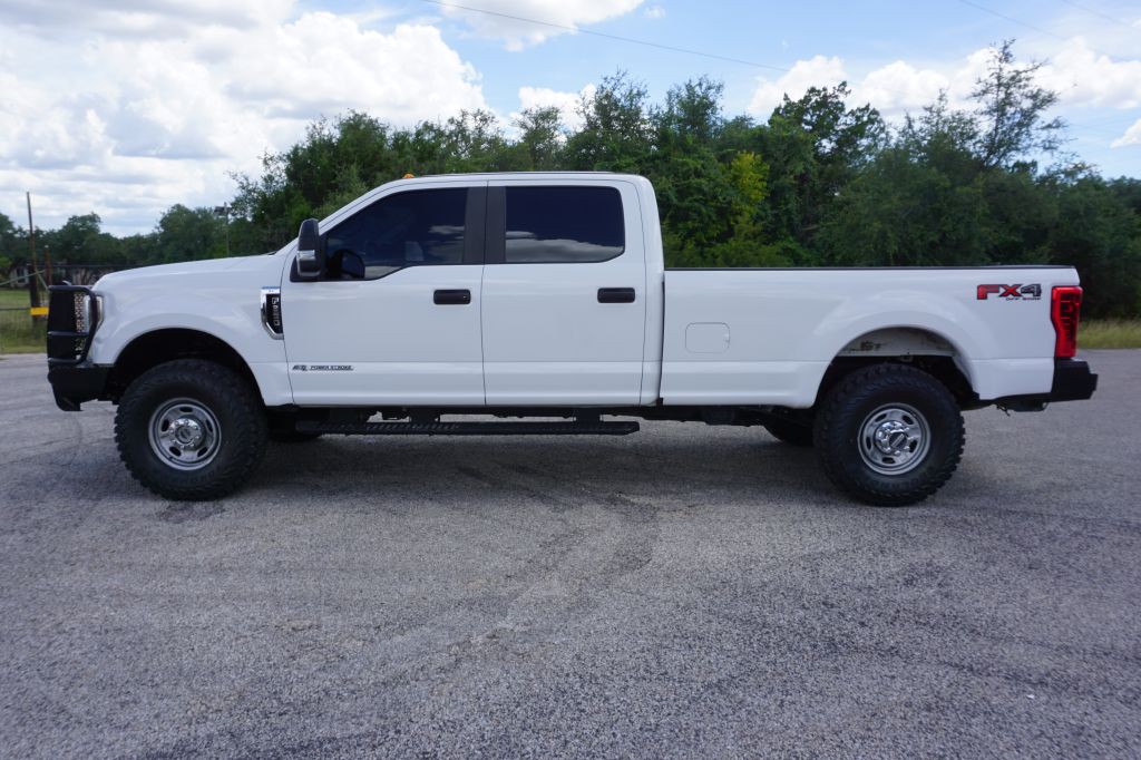 2018 Ford F-350 Image 3