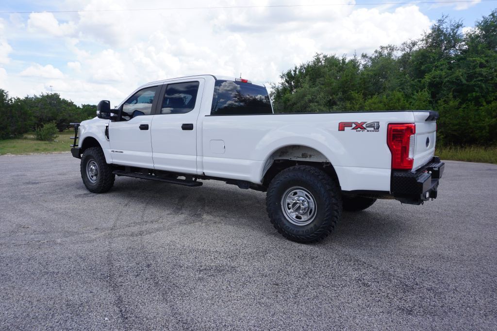 2018 Ford F-350 Image 4