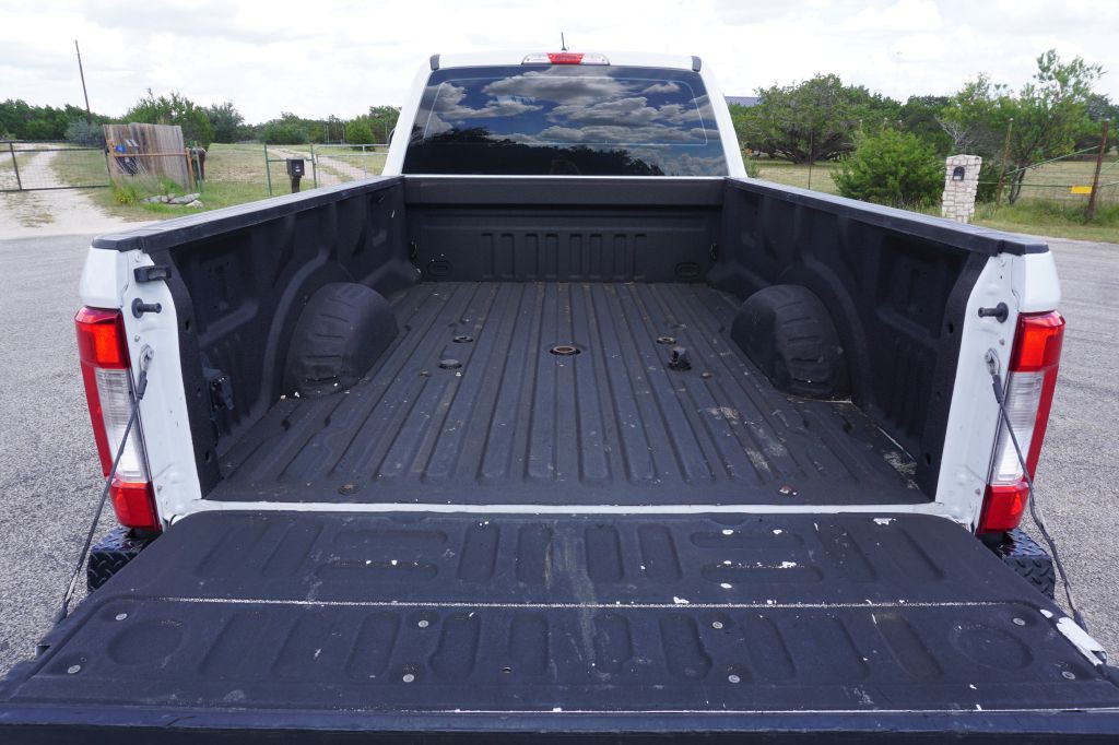 2018 Ford F-350 Image 7