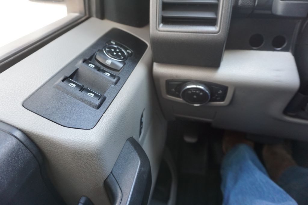 2018 Ford F-350 Image 25