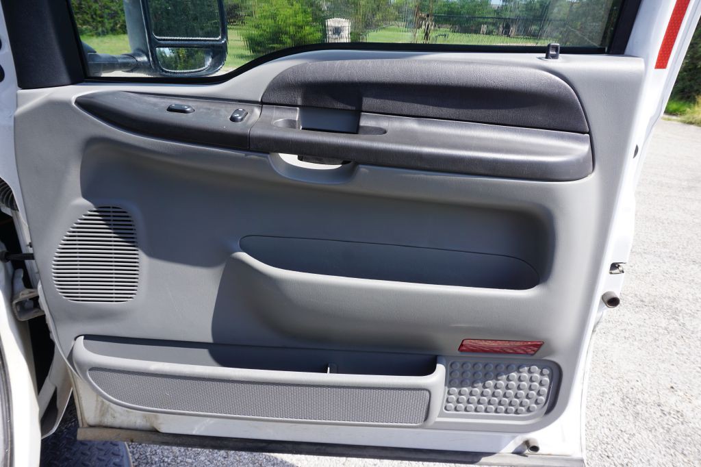 2006 Ford F-250 Image 21