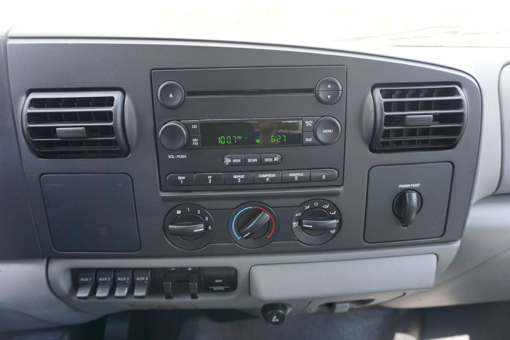 2006 Ford F-250 Image 24