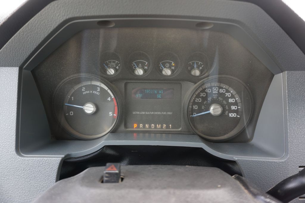 2014 Ford F-350 Image 23