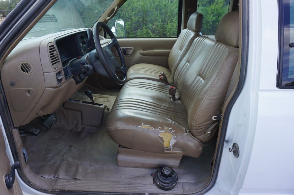 1995 Chevrolet C/K Image 14