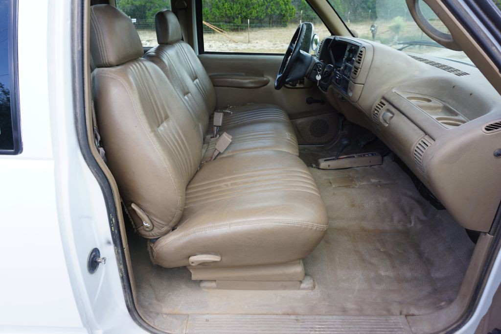 1995 Chevrolet C/K Image 16