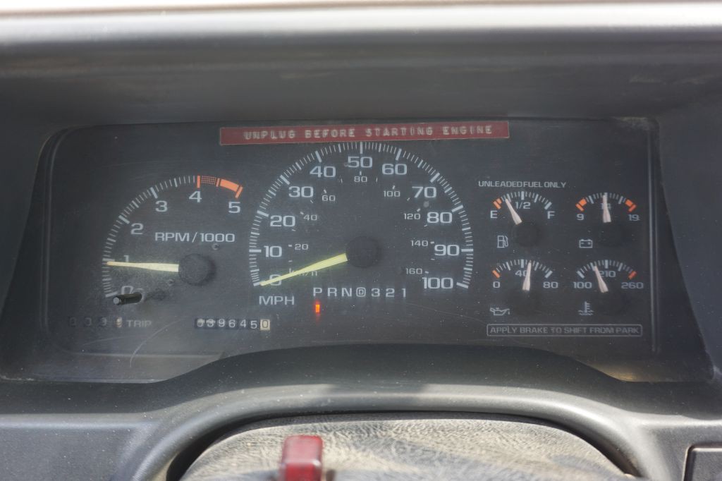 1995 Chevrolet C/K Image 20