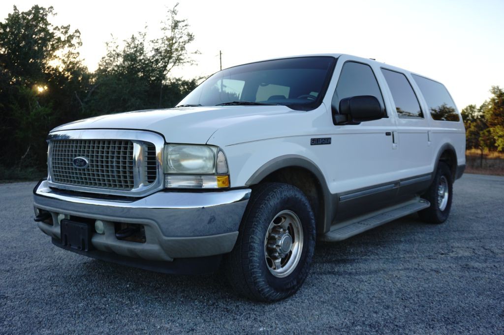 2002 Ford Excursion Image 1