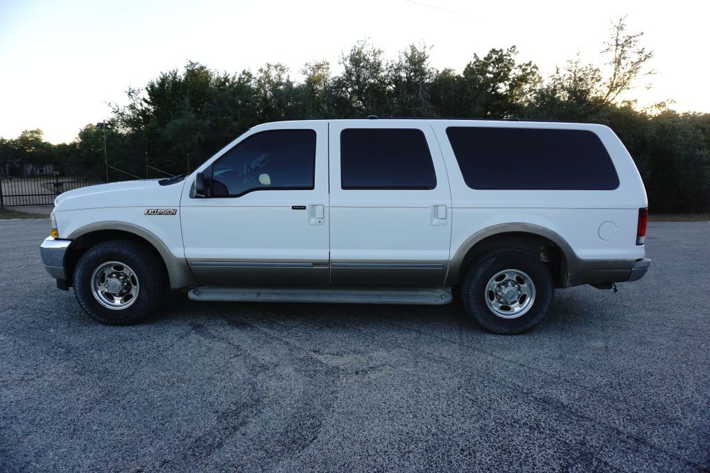2002 Ford Excursion Image 3
