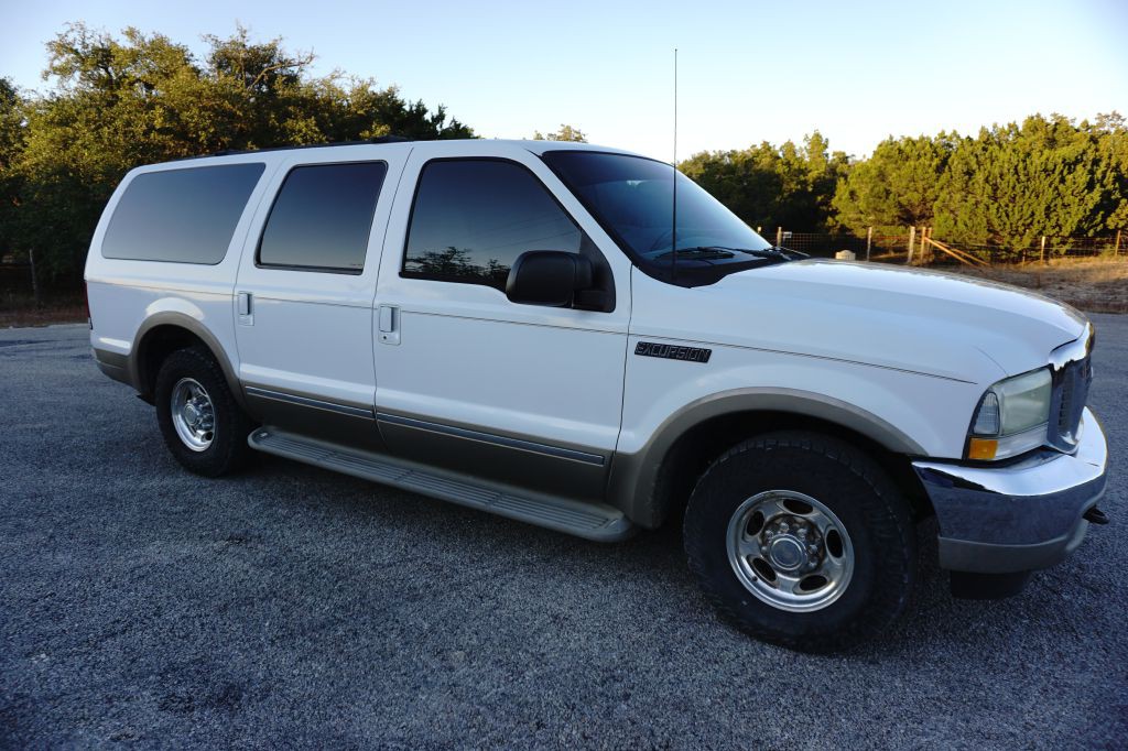 2002 Ford Excursion Image 10