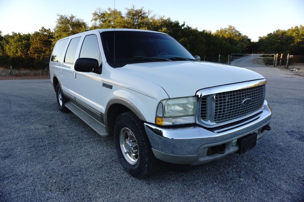 2002 Ford Excursion Image 11