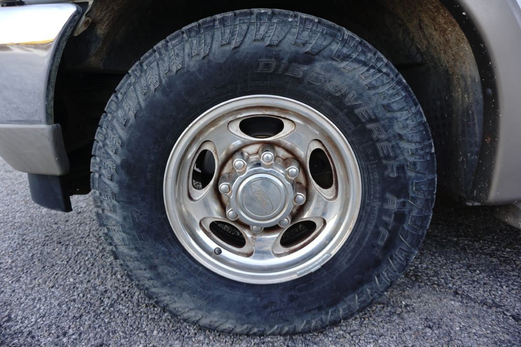 2002 Ford Excursion Image 26