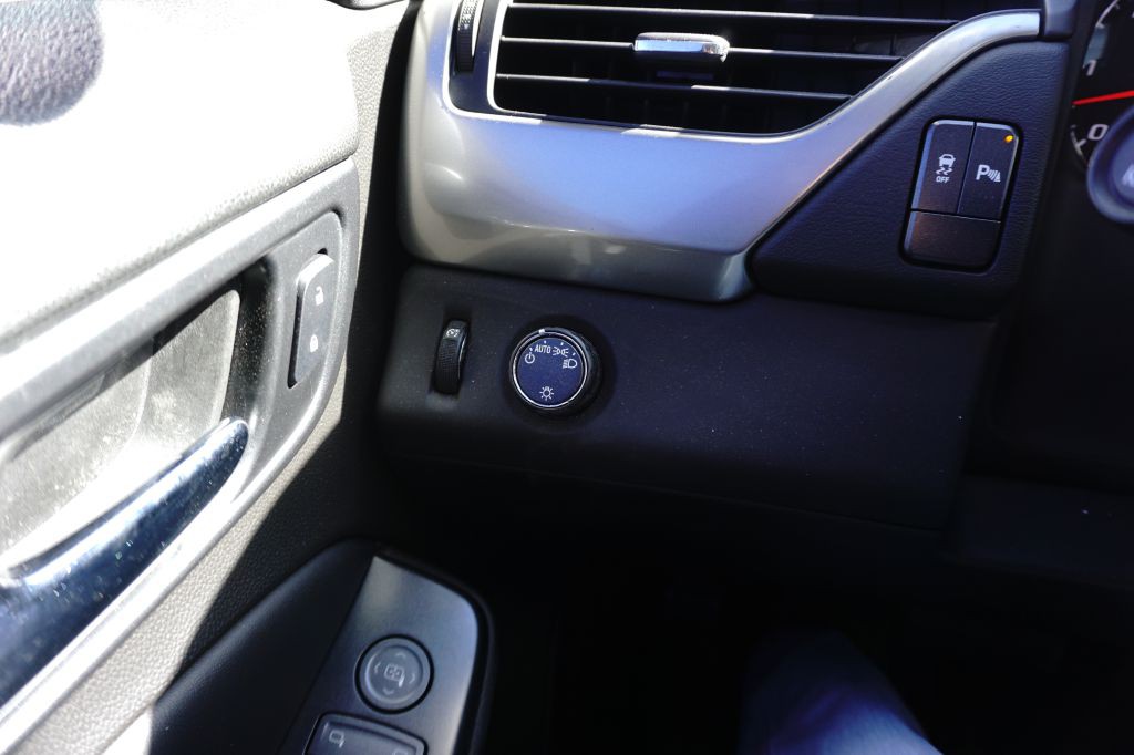 2017 Chevrolet Tahoe Image 26