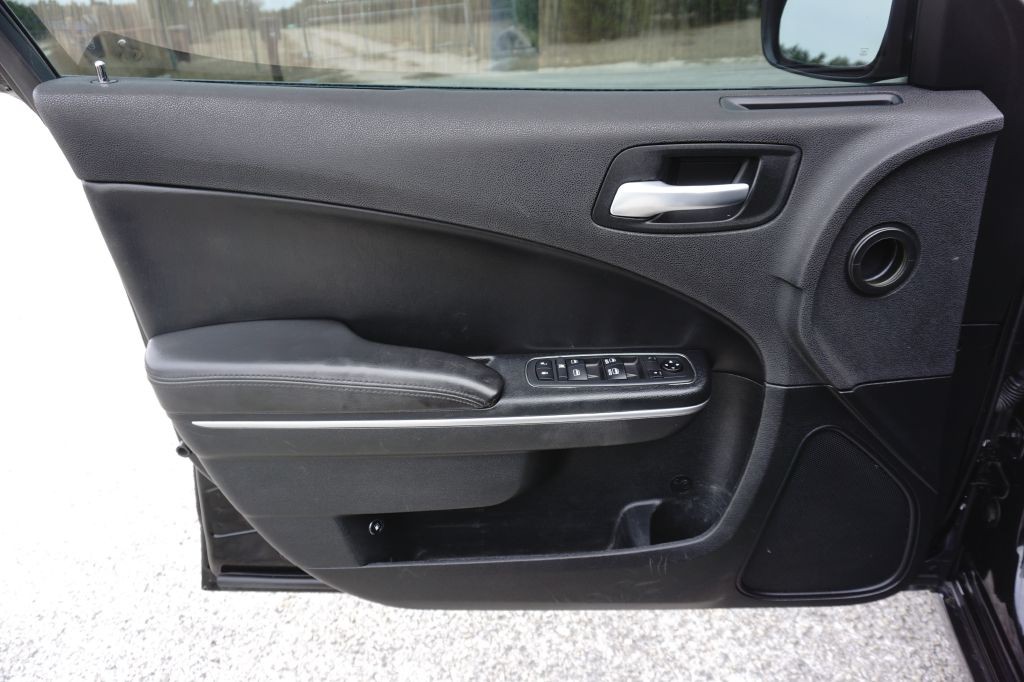 2018 Dodge Charger Image 13