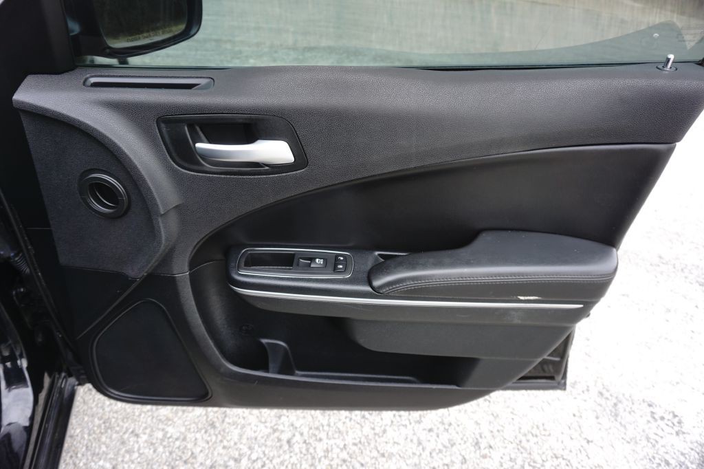 2018 Dodge Charger Image 20