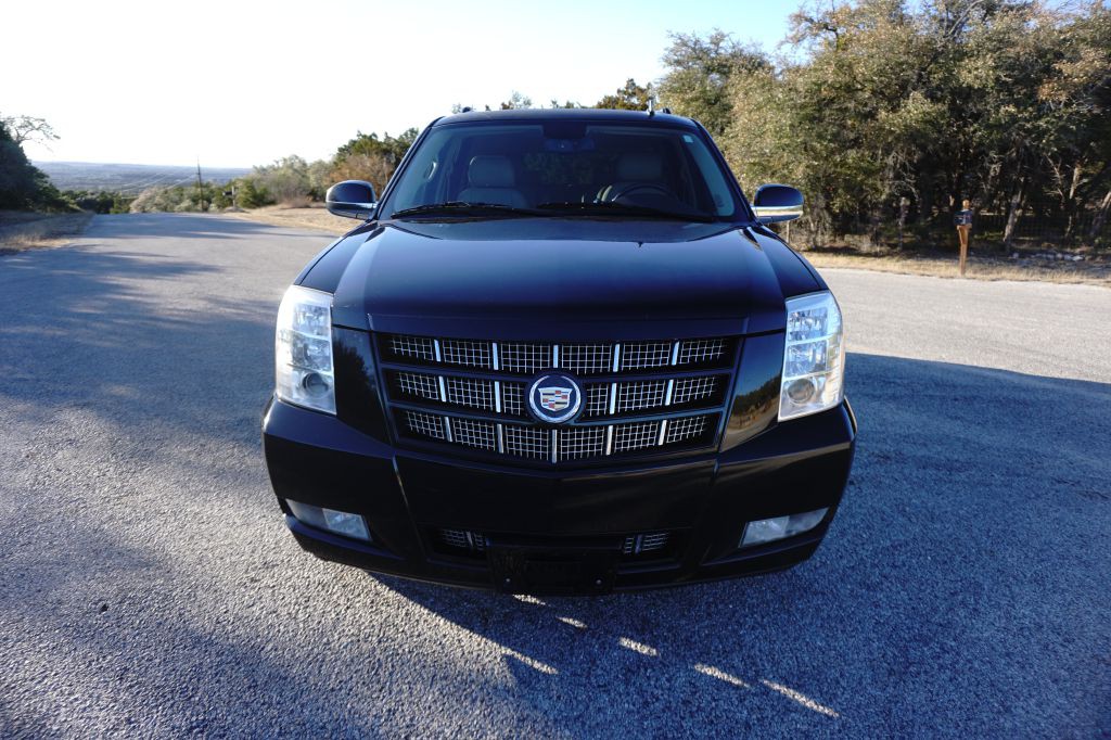 2013 Cadillac Escalade Image 12