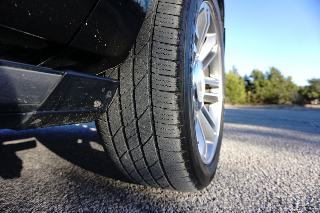 2013 Cadillac Escalade Image 33