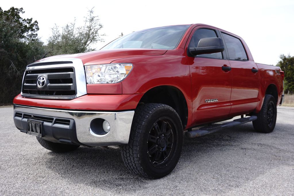 2013 Toyota Tundra Image 1