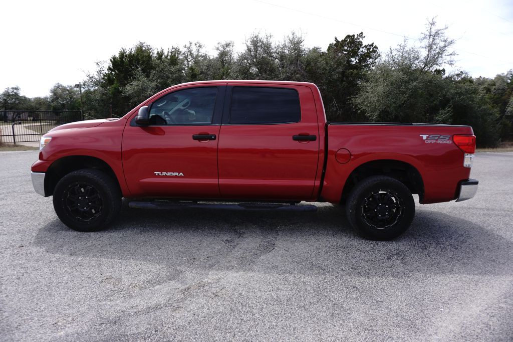 2013 Toyota Tundra Image 3
