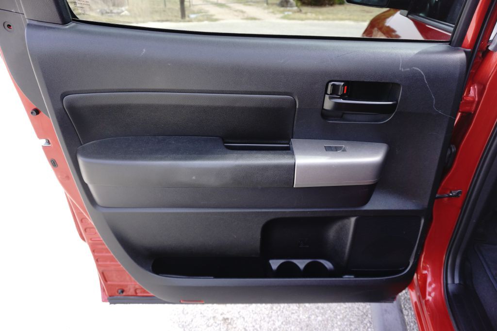 2013 Toyota Tundra Image 16