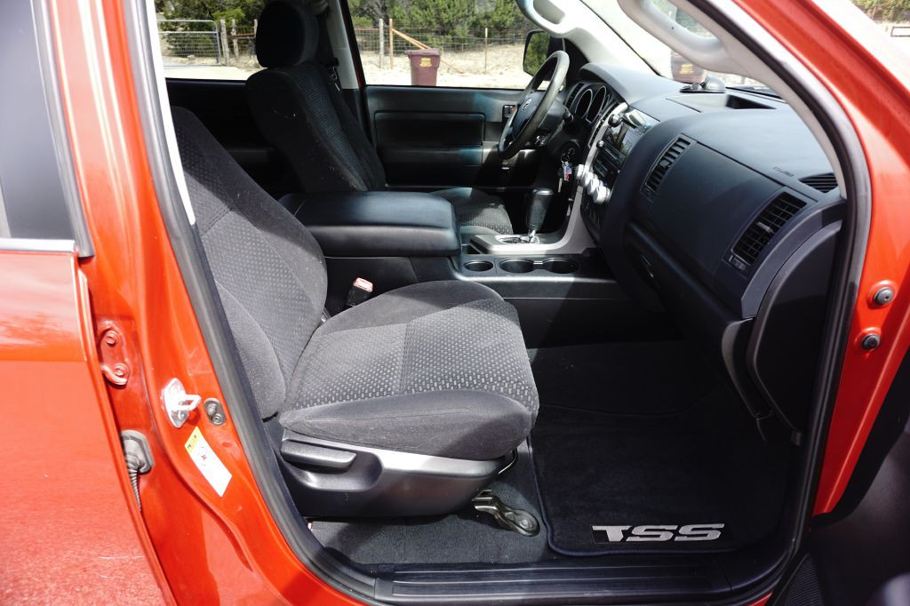 2013 Toyota Tundra Image 21