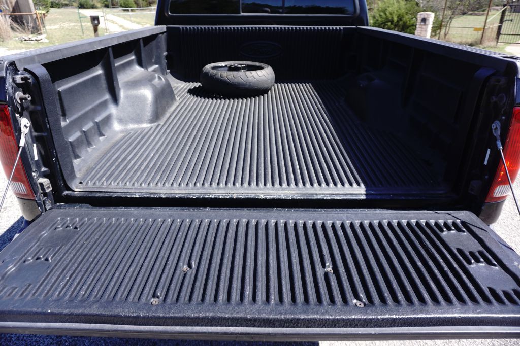 2004 Ford F-250 Image 7