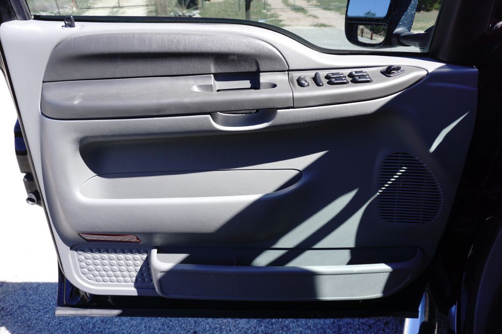 2004 Ford F-250 Image 14