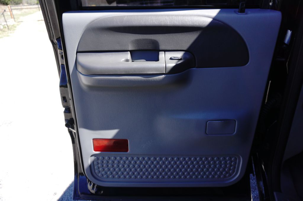 2004 Ford F-250 Image 16