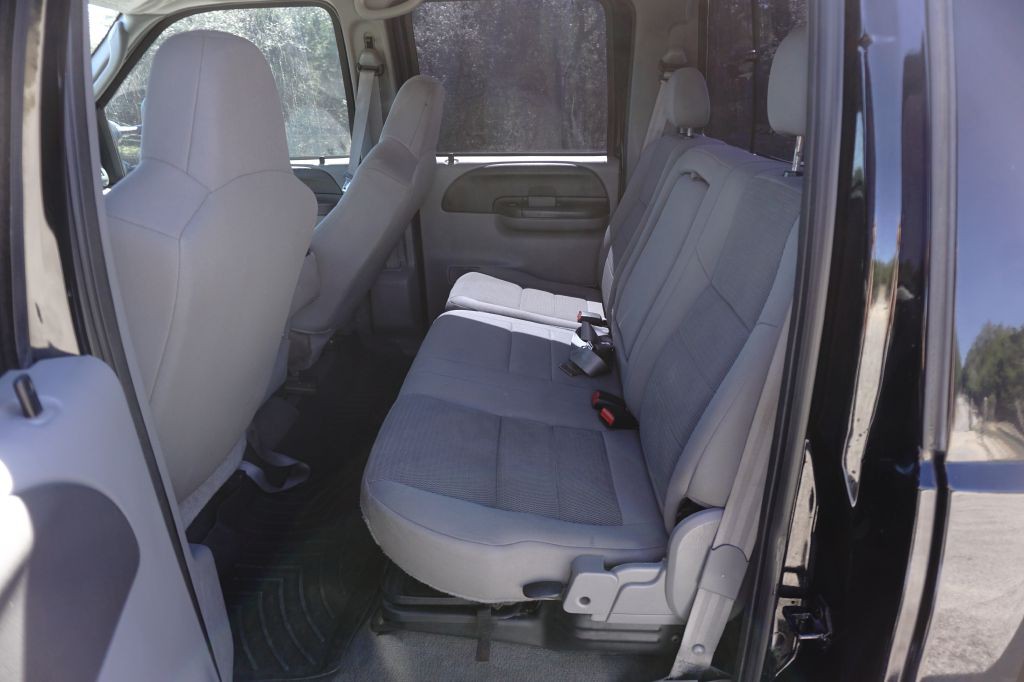 2004 Ford F-250 Image 17