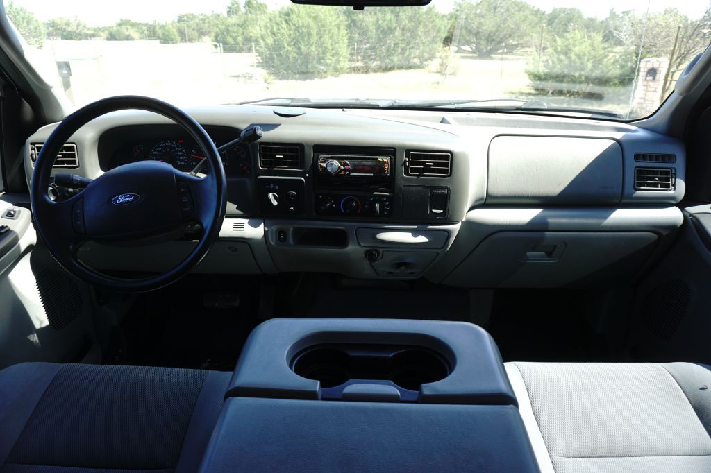 2004 Ford F-250 Image 22