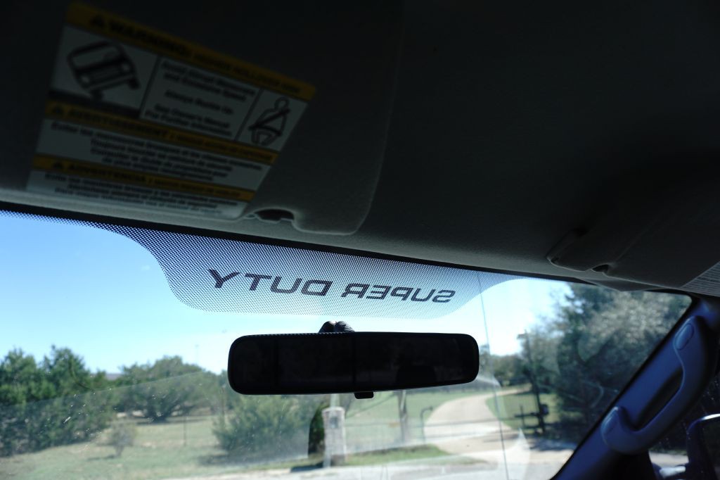 2004 Ford F-250 Image 24