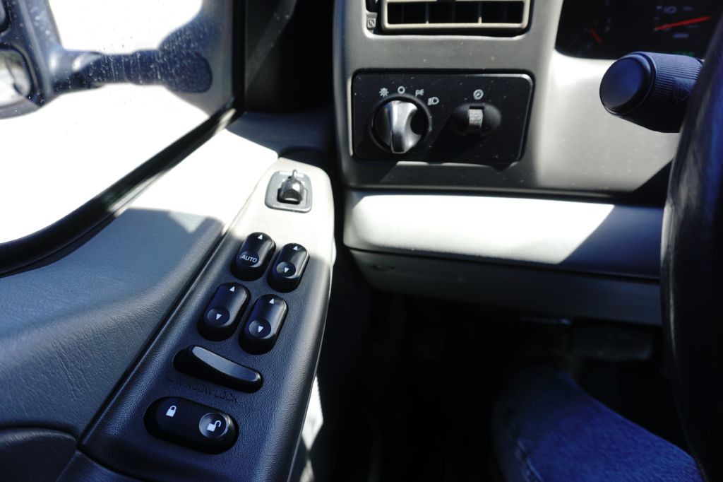 2004 Ford F-250 Image 26