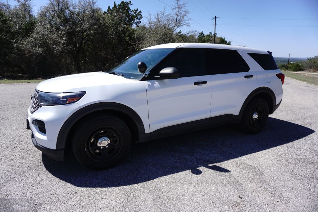 2020 Ford Explorer Image 2