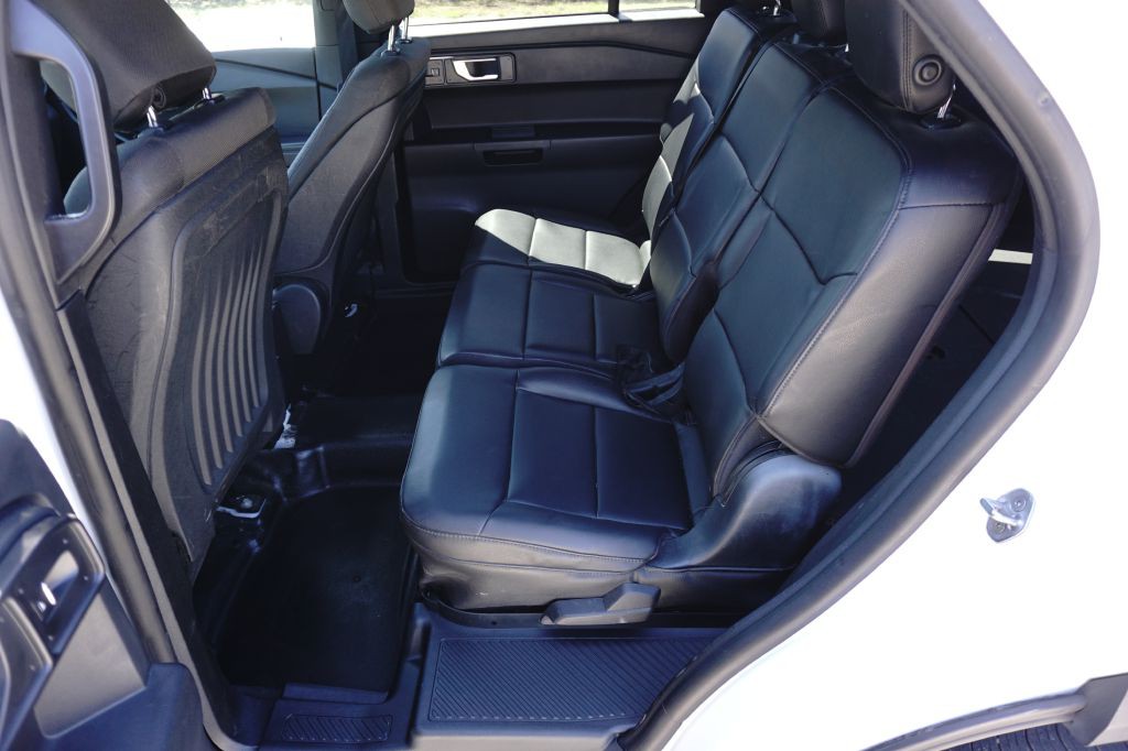 2020 Ford Explorer Image 16