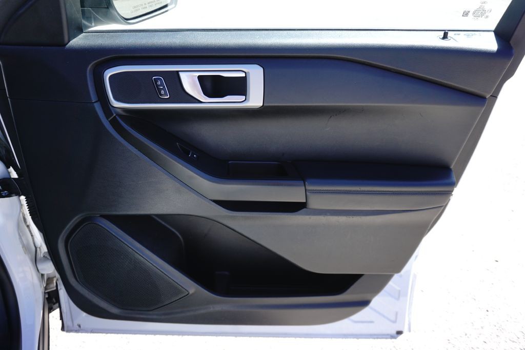 2020 Ford Explorer Image 20