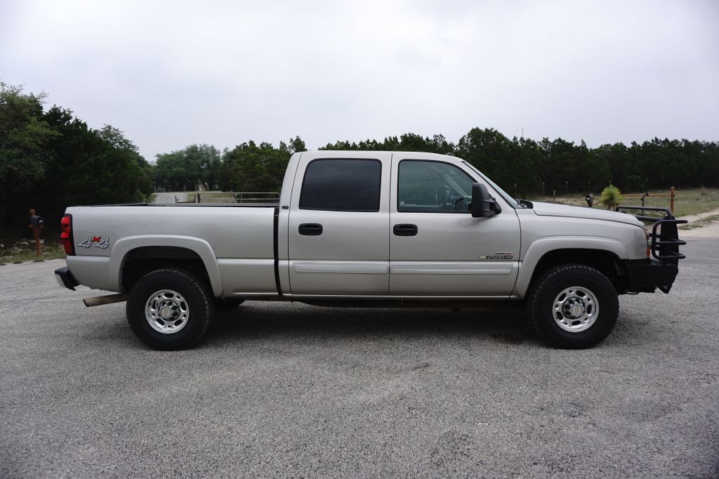 2005 Chevrolet Silverado 1500 Image 10