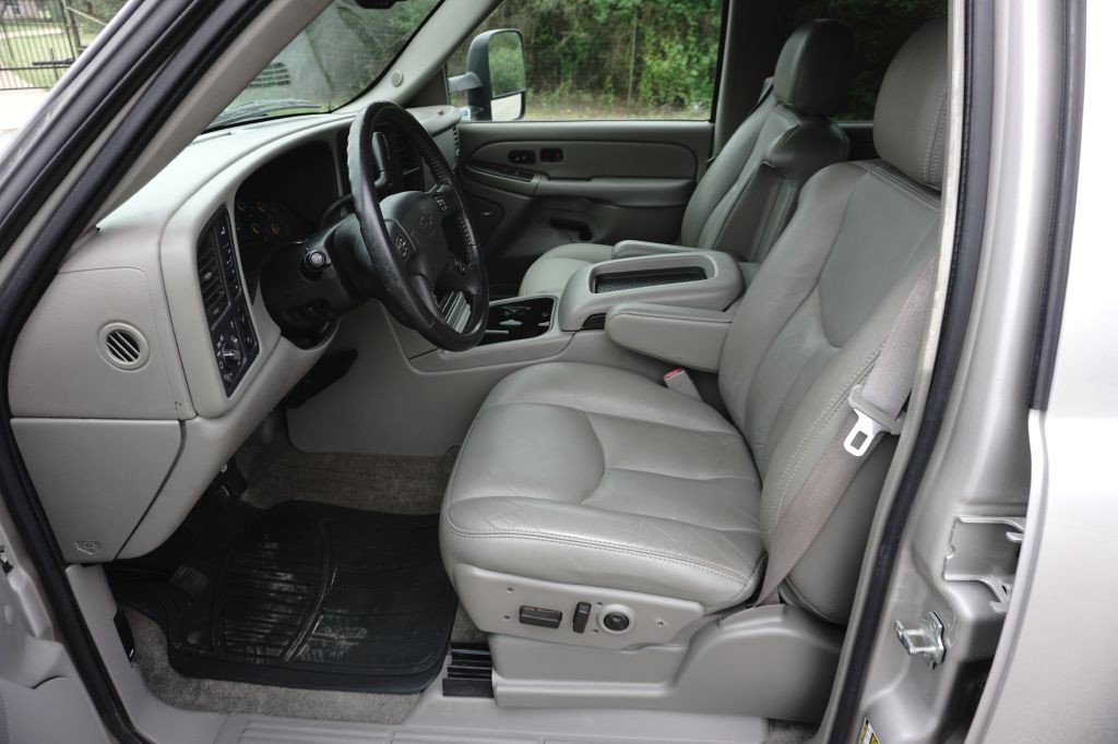 2005 Chevrolet Silverado 1500 Image 15