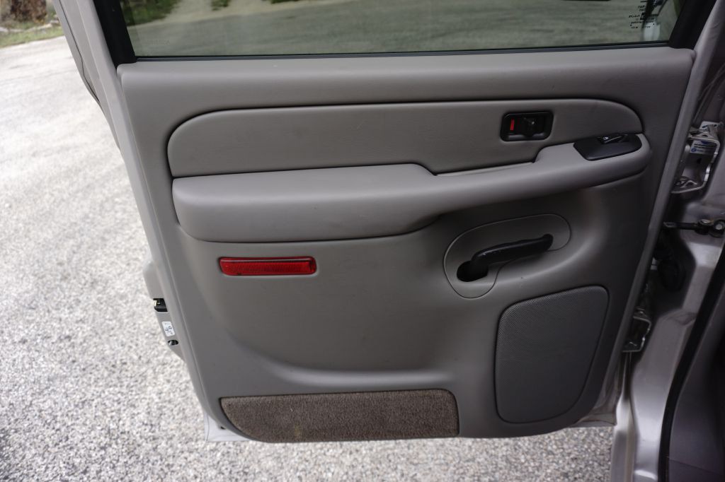 2005 Chevrolet Silverado 1500 Image 16