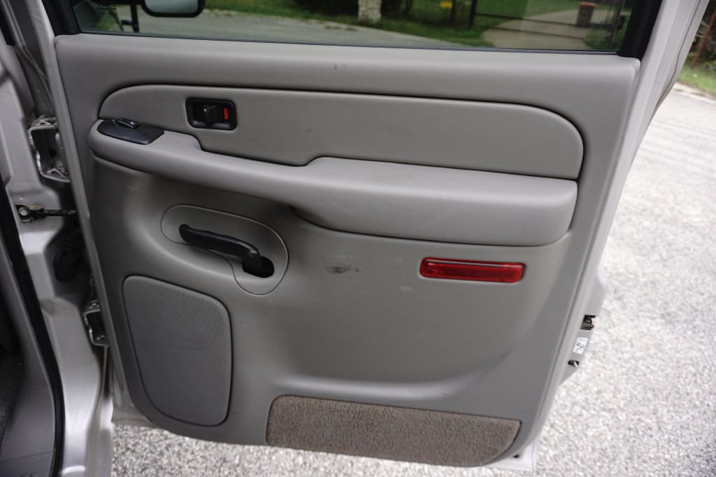 2005 Chevrolet Silverado 1500 Image 18