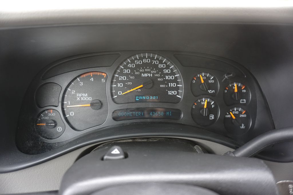 2005 Chevrolet Silverado 1500 Image 26