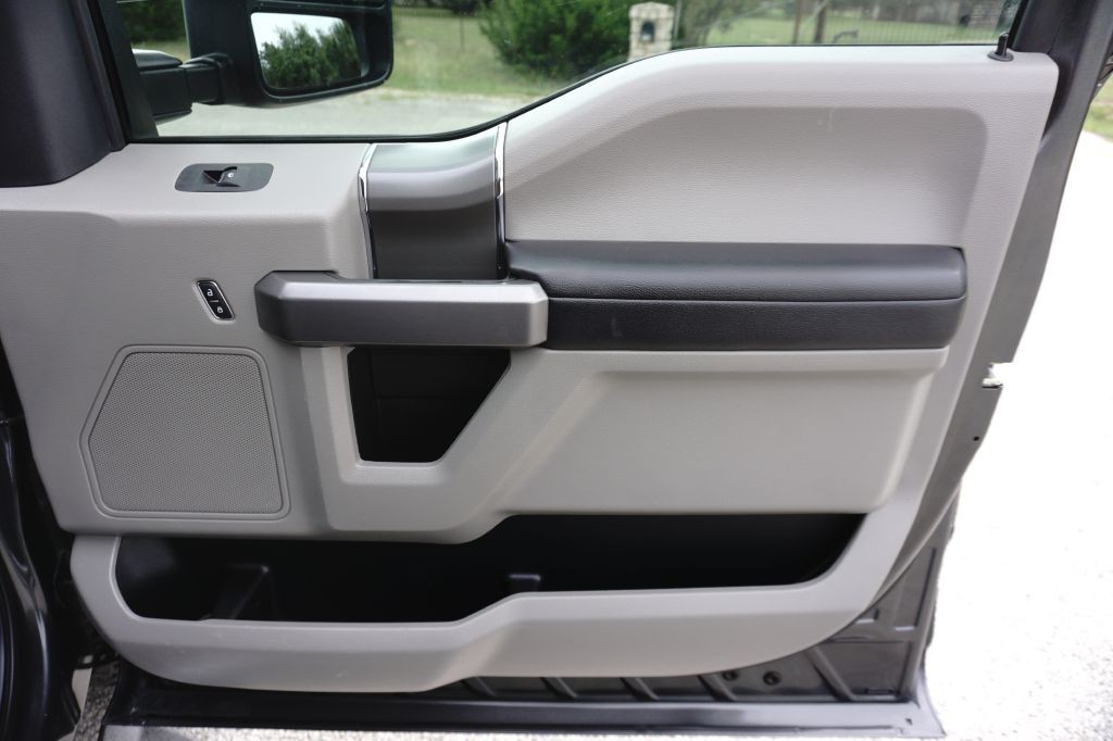 2018 Ford F-350 Image 20