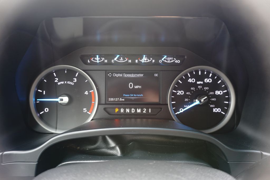 2018 Ford F-350 Image 24