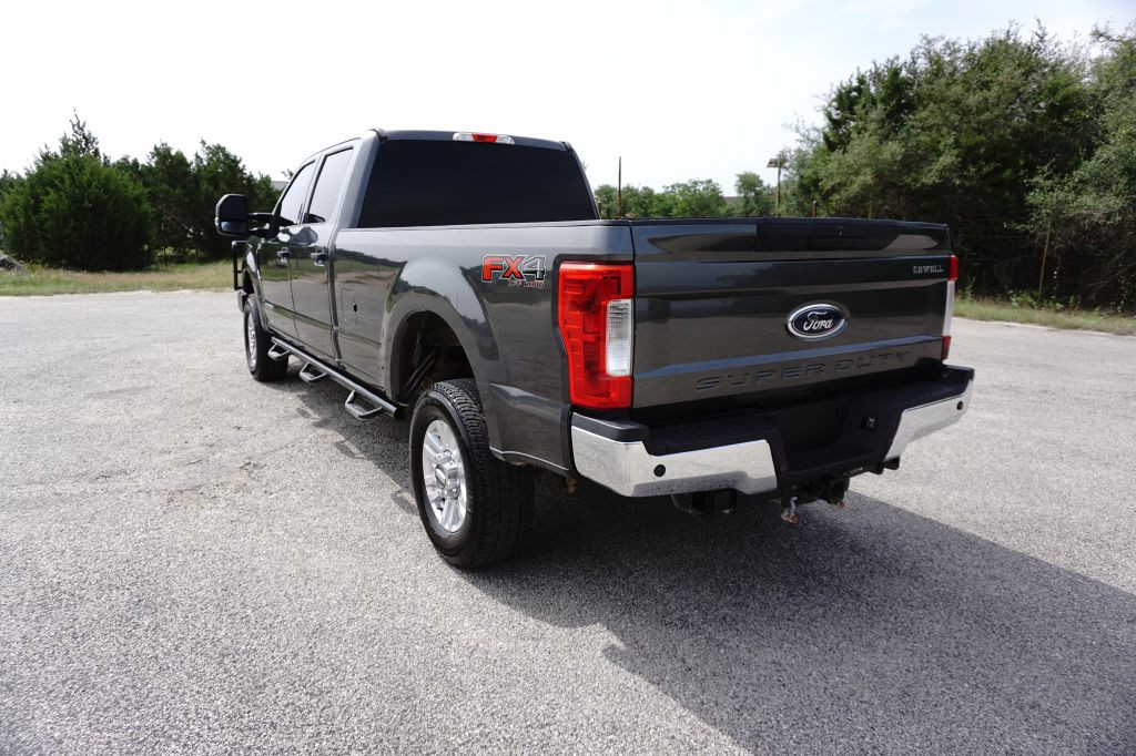 2017 Ford F-250 Image 5
