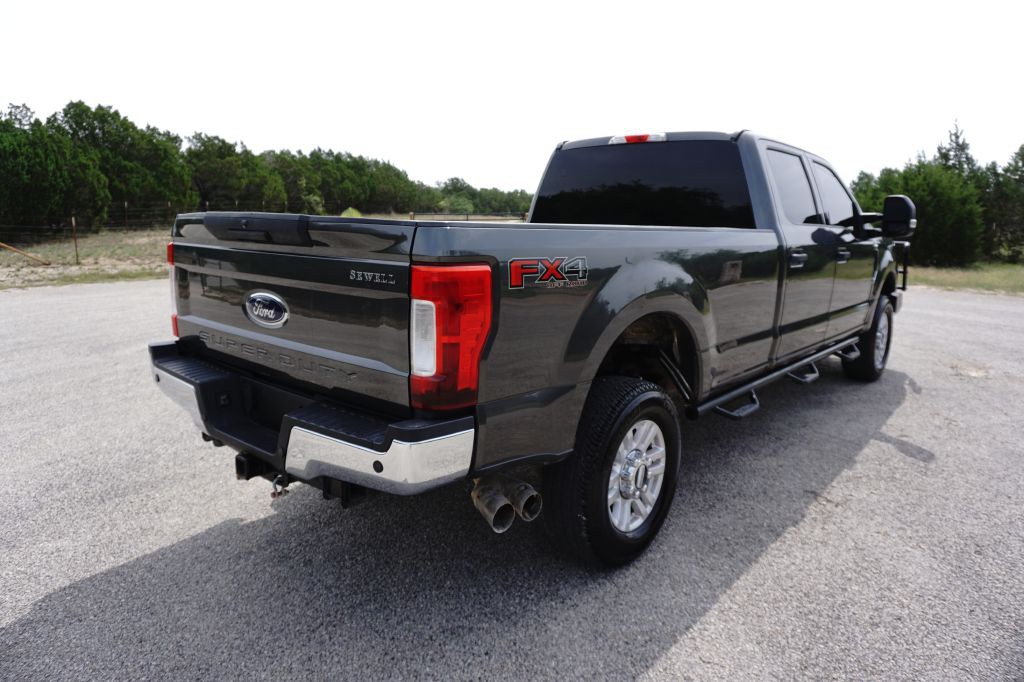 2017 Ford F-250 Image 8
